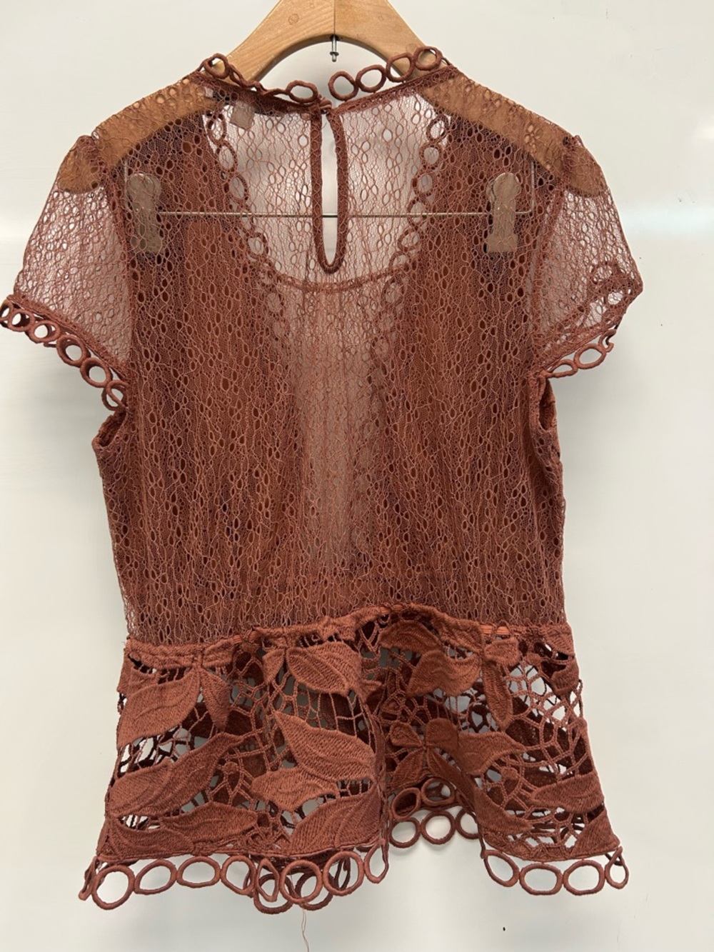 Haute Monde crochet floral lace top - Picture 6 of 9